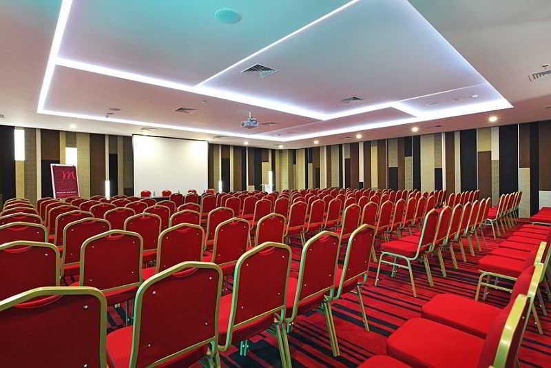 Harvestland Hotel Bali Кута Экстерьер фото