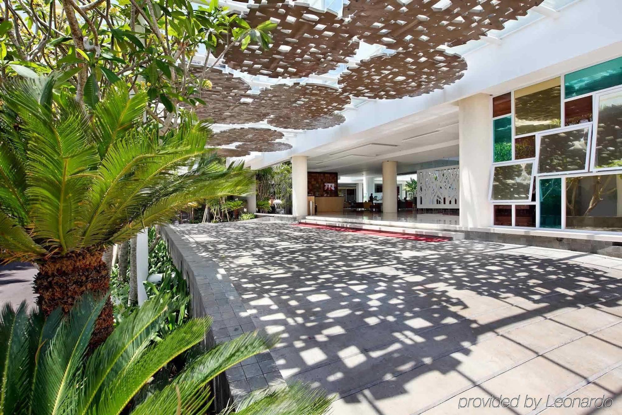 Fairfield By Marriott Bali Kuta Ngurah Rai Кута Экстерьер фото