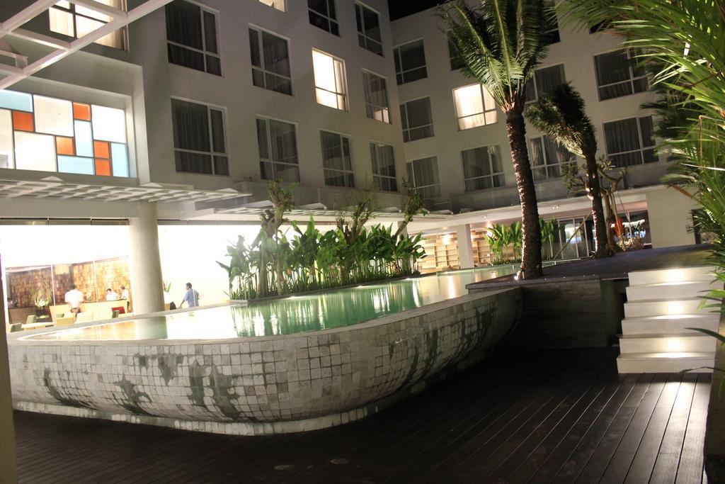 Harvestland Hotel Bali Кута Экстерьер фото
