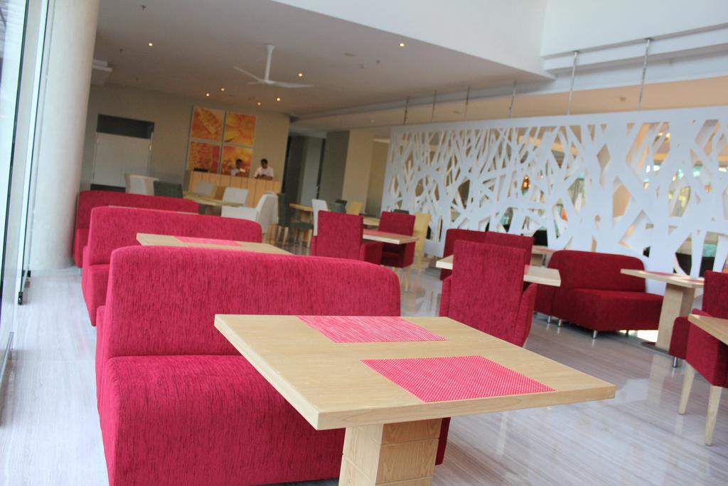 Fairfield By Marriott Bali Kuta Ngurah Rai Кута Экстерьер фото