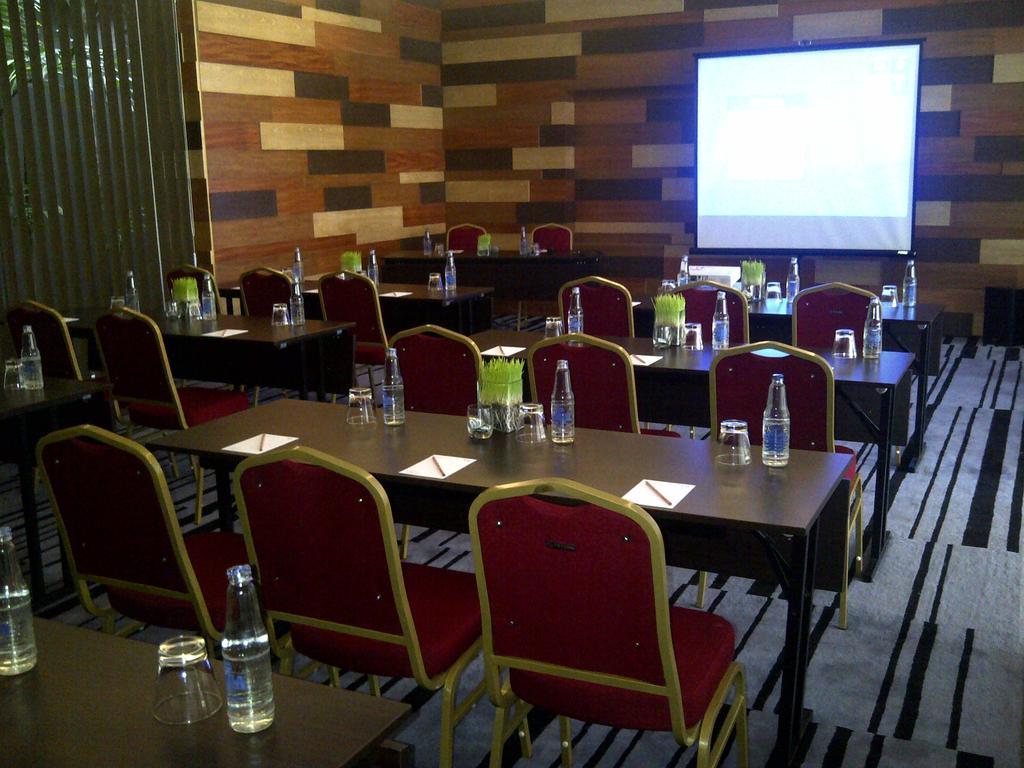 Fairfield By Marriott Bali Kuta Ngurah Rai Кута Экстерьер фото